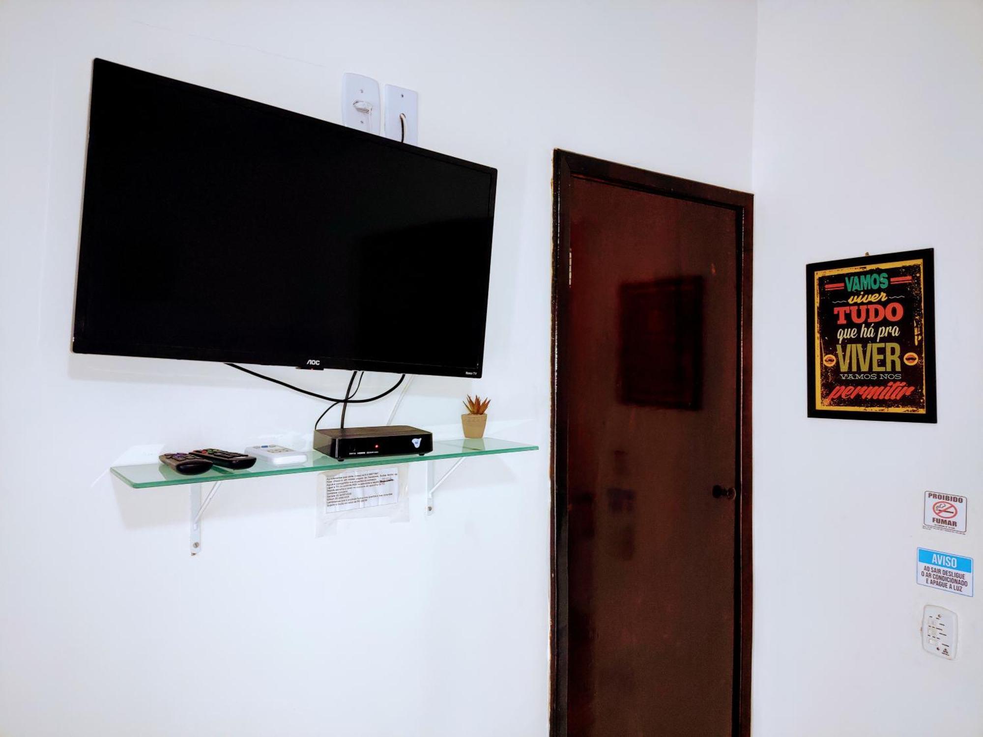 Suites Ninho Da Aguia 萨夸雷马 外观 照片