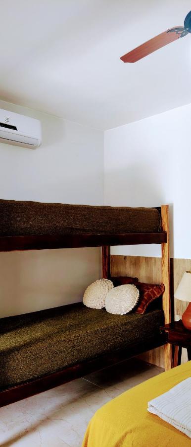 Suites Ninho Da Aguia 萨夸雷马 外观 照片